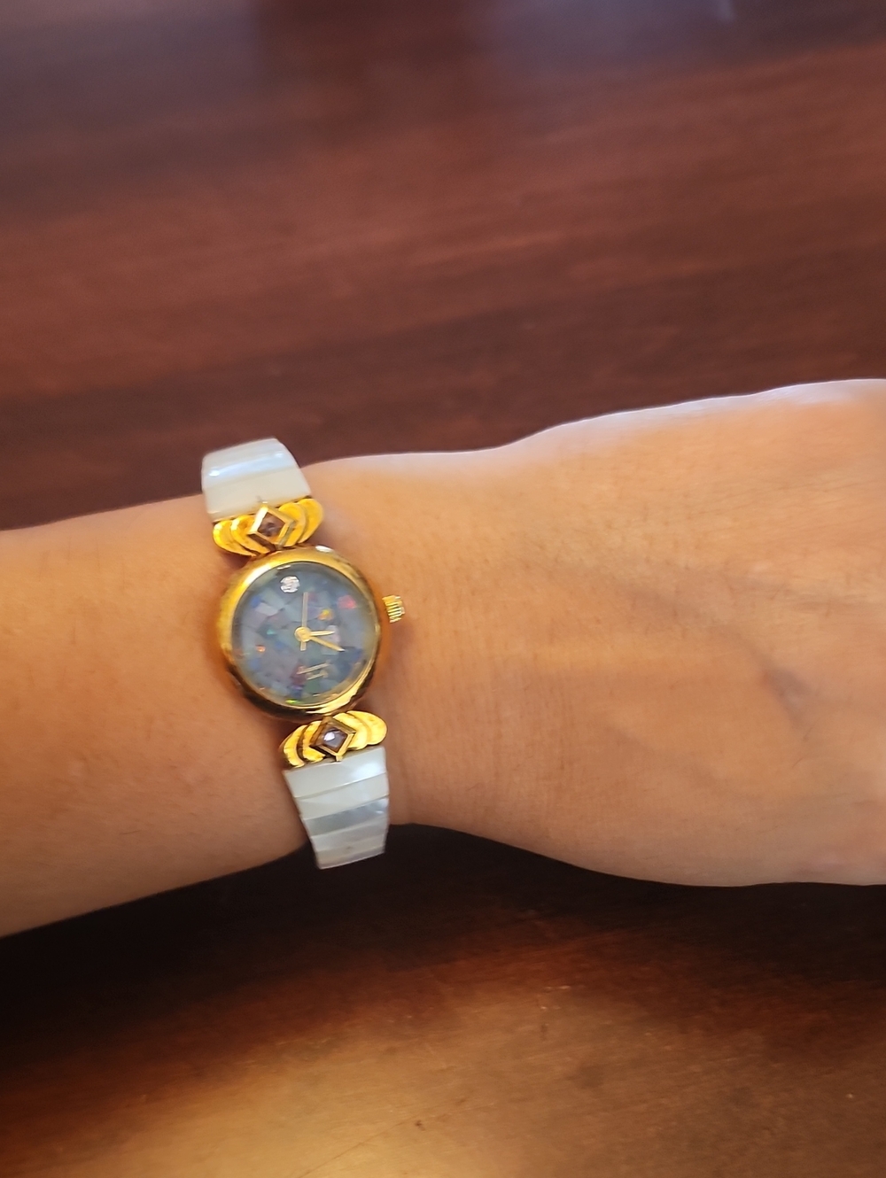 Vintage Women's White and Gold Decorative Bracelet Watch